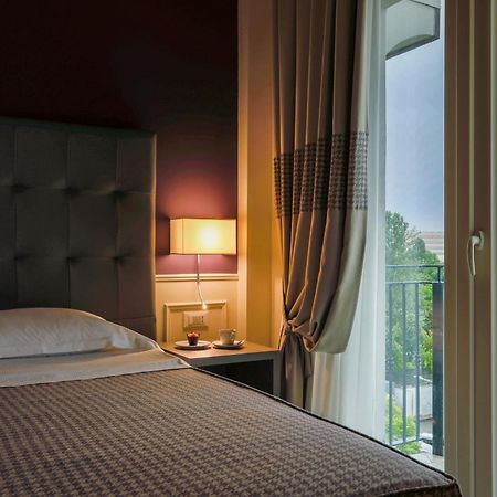 Savoia Hotel Regency Bologna Exterior photo